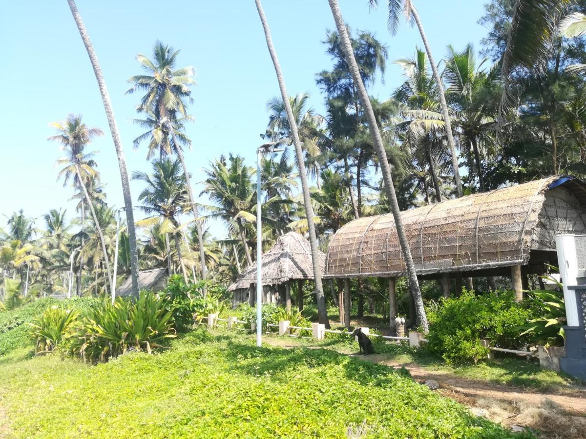 Sukriti Beach Resort Varkala Eksteriør billede