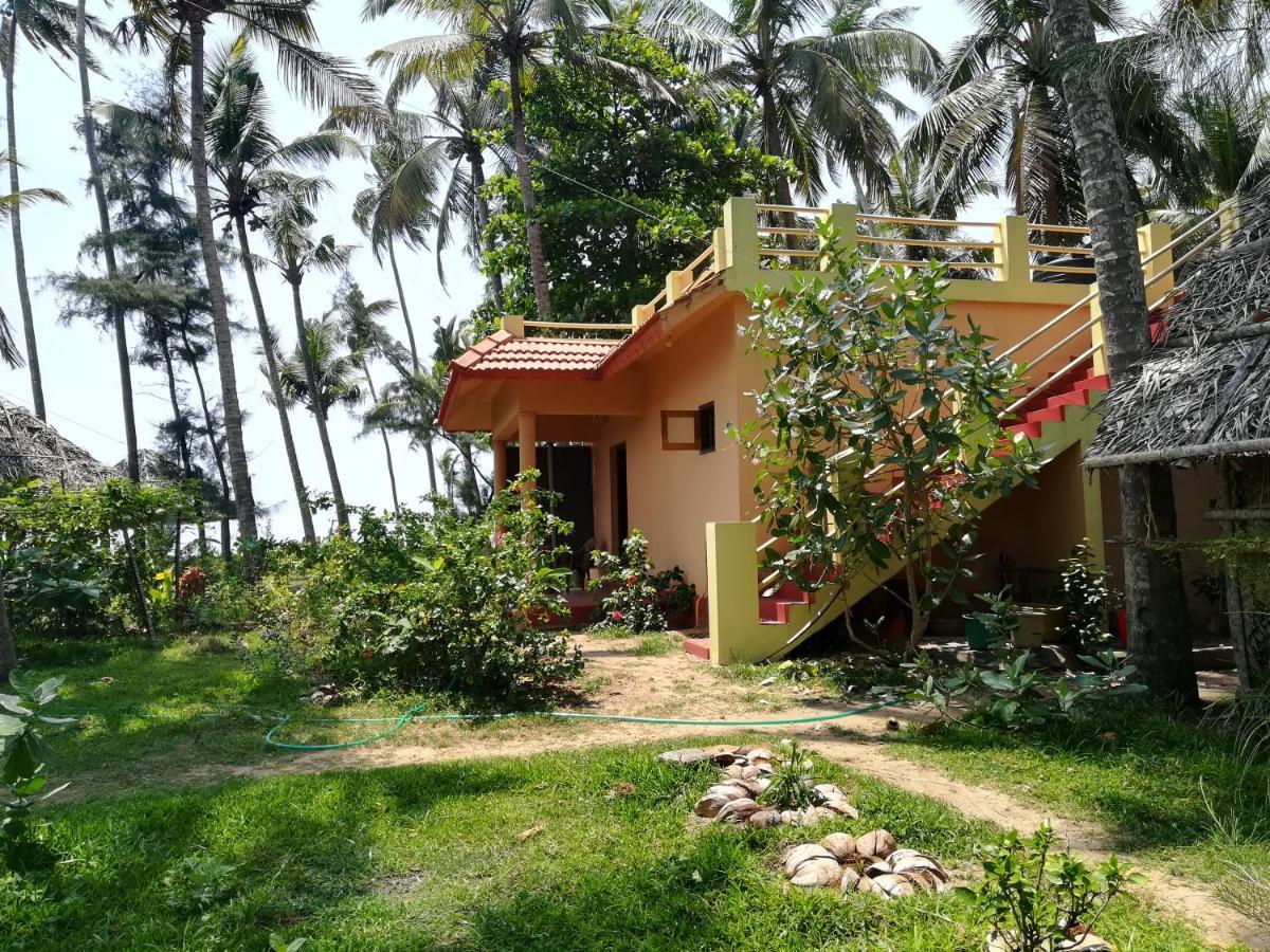 Sukriti Beach Resort Varkala Eksteriør billede