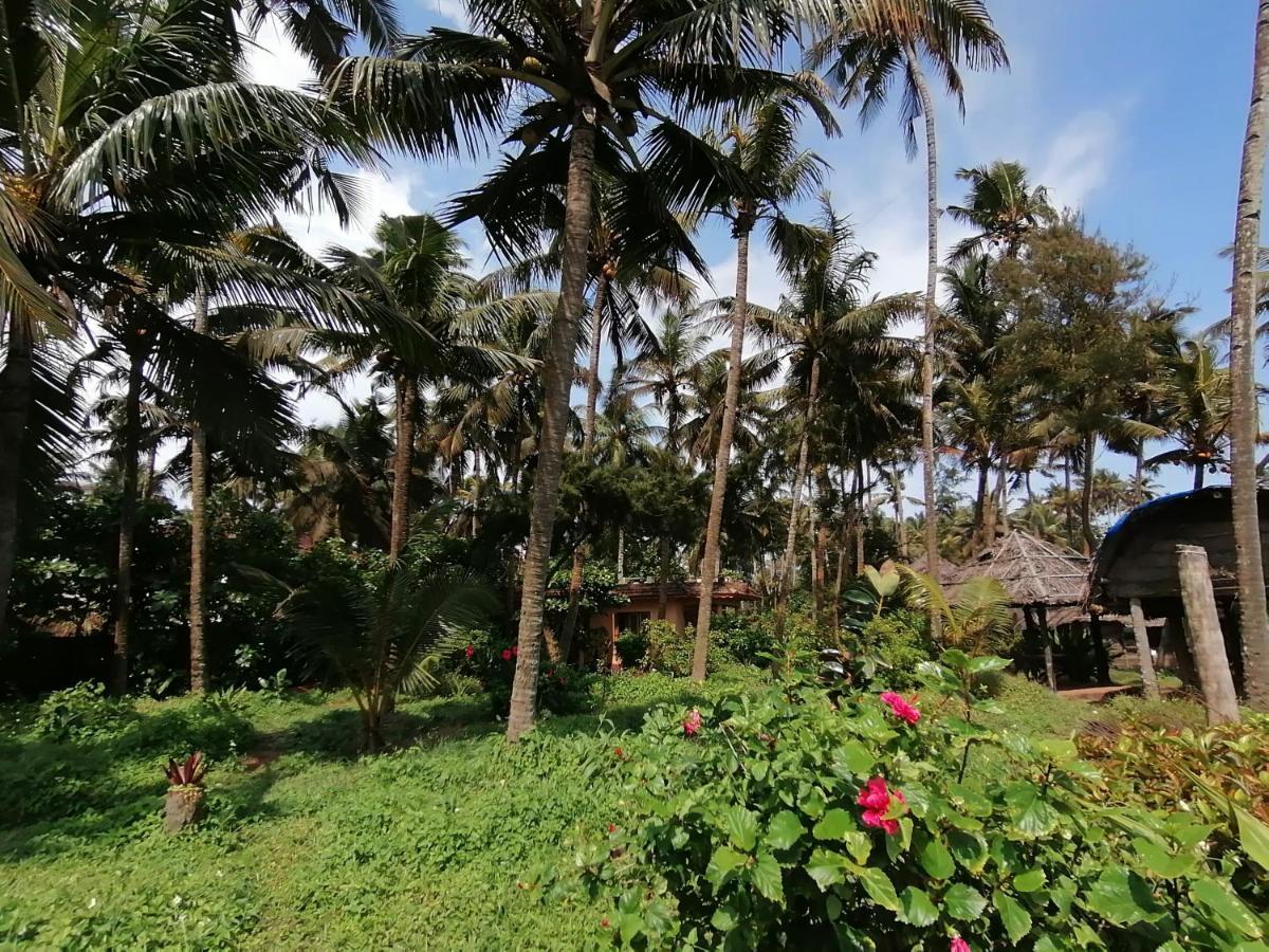 Sukriti Beach Resort Varkala Eksteriør billede