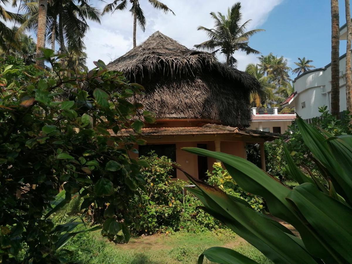 Sukriti Beach Resort Varkala Eksteriør billede