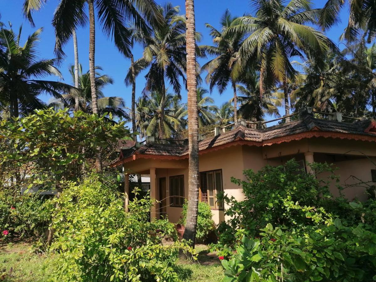 Sukriti Beach Resort Varkala Eksteriør billede