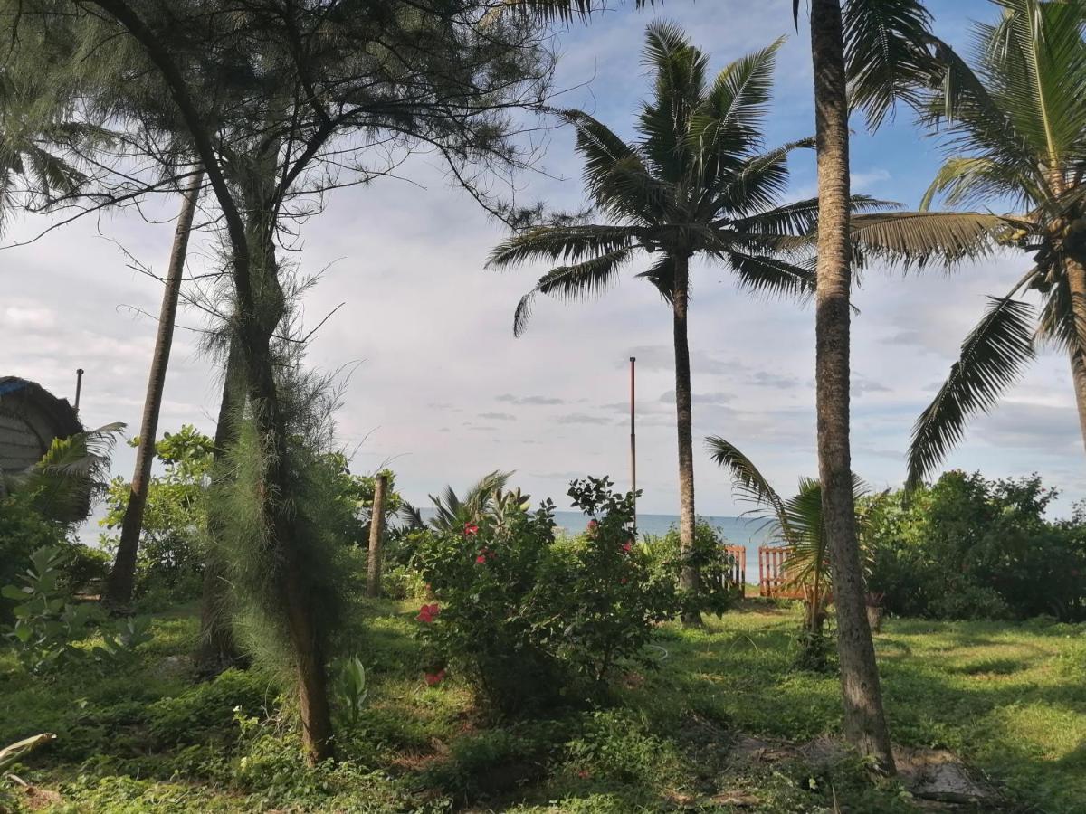 Sukriti Beach Resort Varkala Eksteriør billede