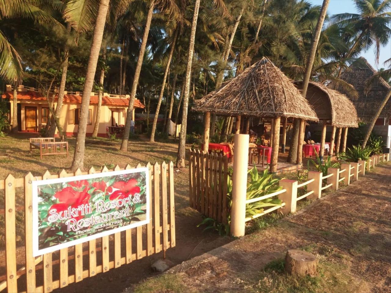 Sukriti Beach Resort Varkala Eksteriør billede