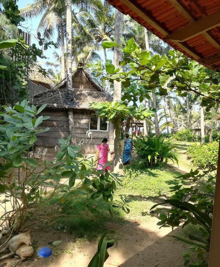 Sukriti Beach Resort Varkala Eksteriør billede