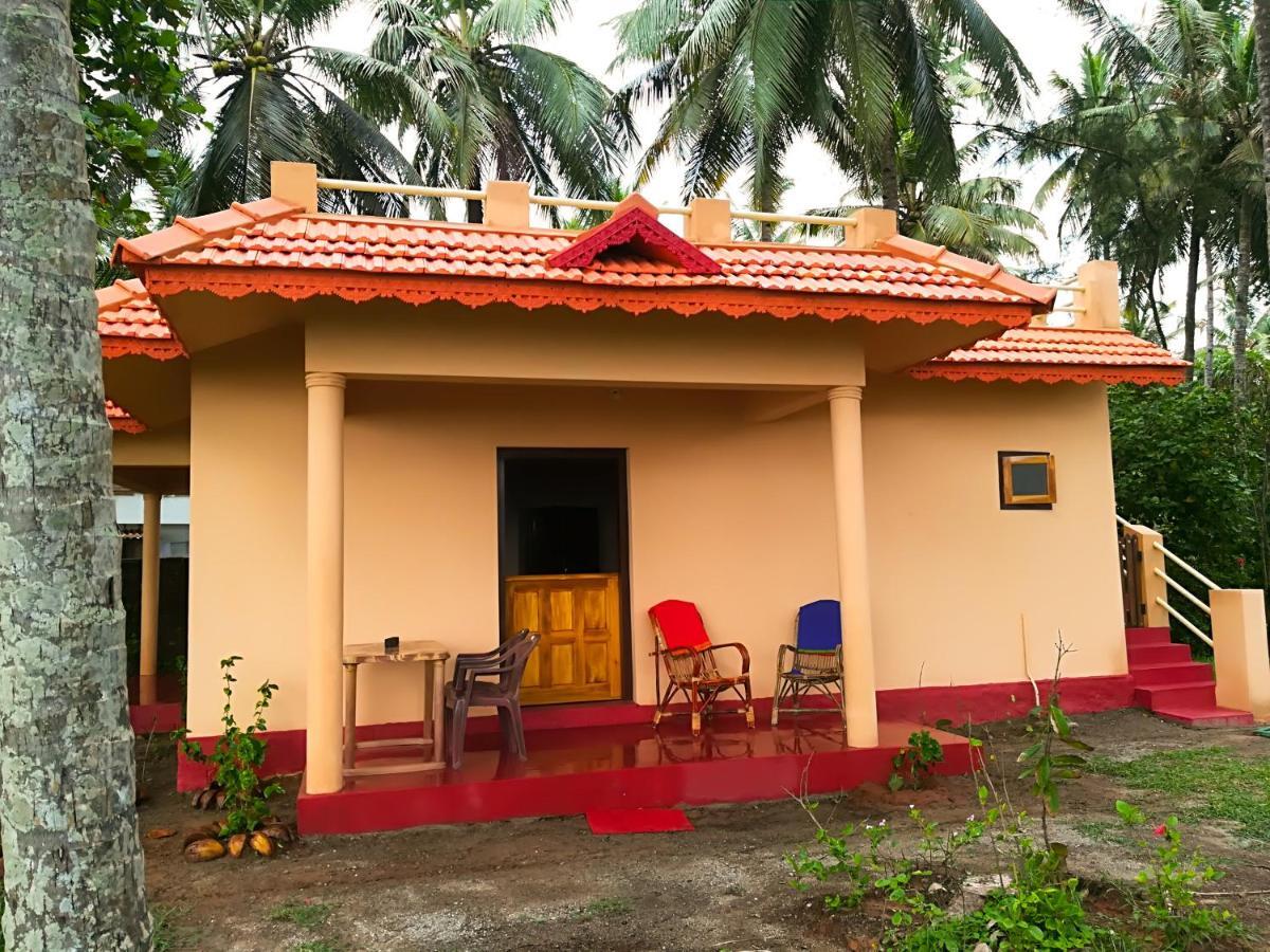 Sukriti Beach Resort Varkala Eksteriør billede