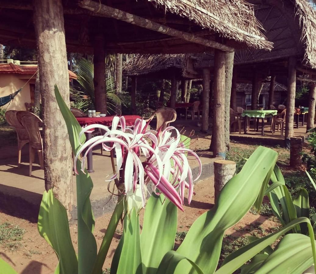 Sukriti Beach Resort Varkala Eksteriør billede